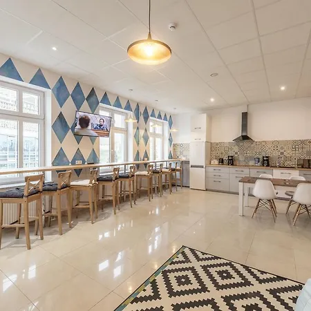 Hostel Ginger Aparthostel *