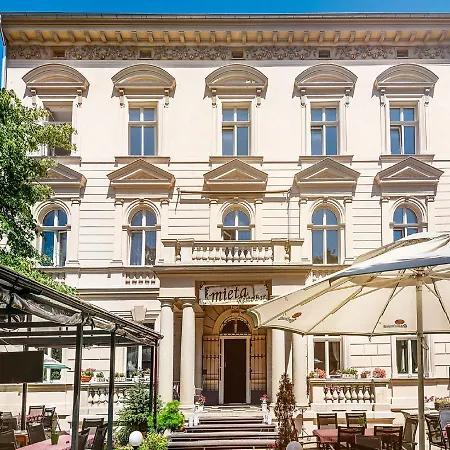 Aparthotel Garden Palace 3*