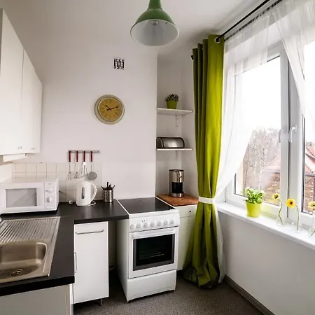 Apartment Penguin - Center *