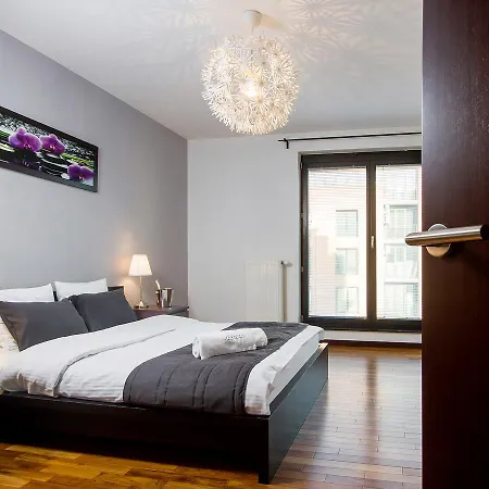 Hotel apartamentowy Angel City Center Luxury By Amstra *