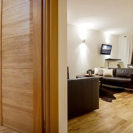 Hotel apartamentowy Angel City Center Luxury By Amstra