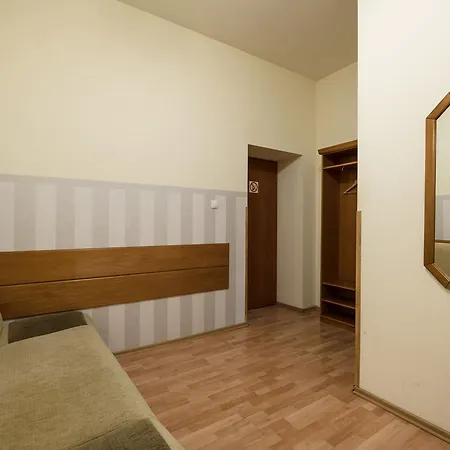 Apart-hotel Golden Lion Guest Szewska 19 3*