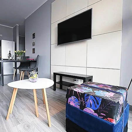 Designomania - Przedwiośnie 2a Kraków