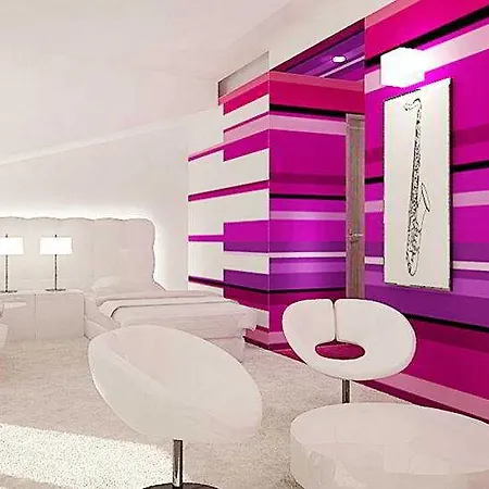 Rt Monopol Hotel 3*