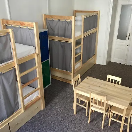 Bison Hostel *