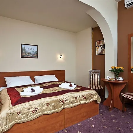 Maksymilian 3* Krakow