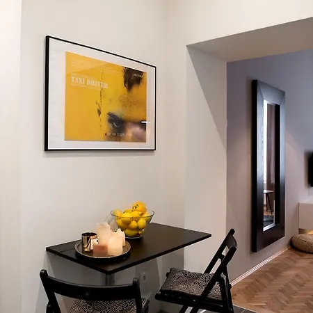 Apartment World *