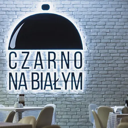Hotel Czarno Na Białym