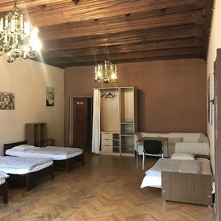 Tutti Frutti Hostel *