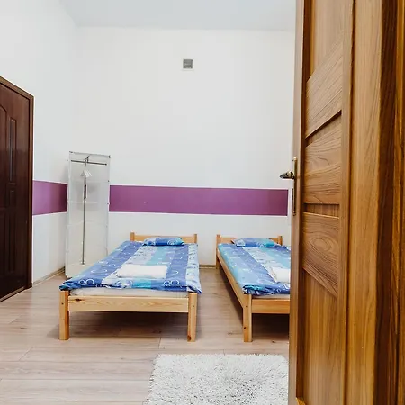 Hostel Tara