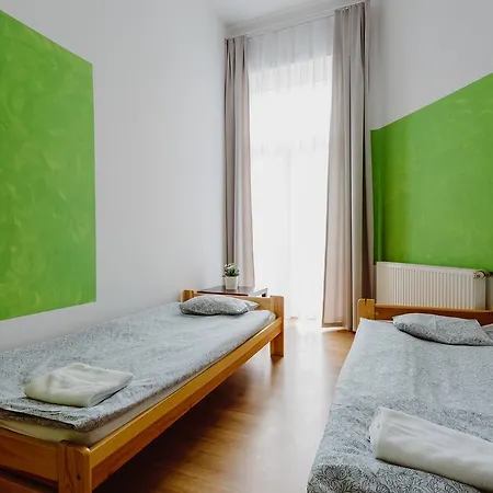Hostel Tara *