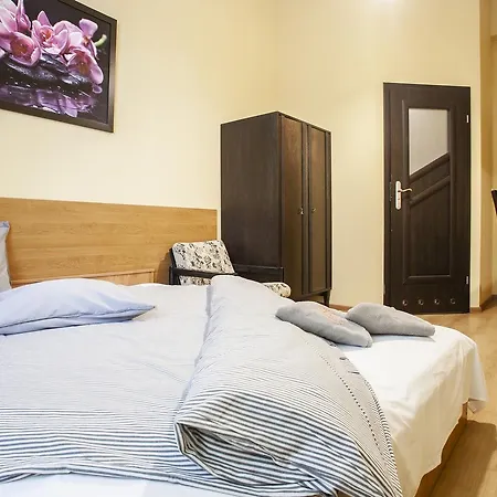 Bed & Breakfast Momotown Privates Krakau
