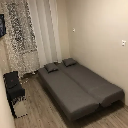 Hostal Appena & Cracovia