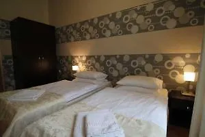 Hotel Navigator
