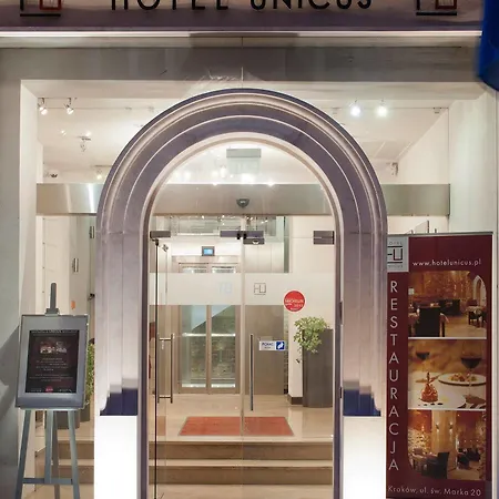 Hotel Unicus Old Town - Destigo 4*