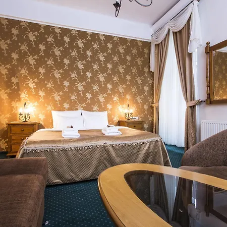 Aparthotel Abella & By Artery Krakau