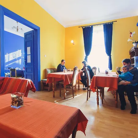 Hostel Tara