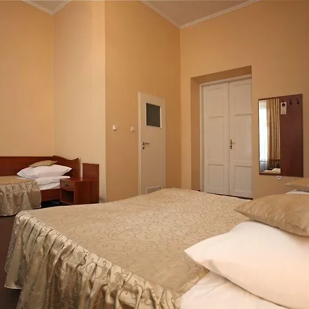 Otel Fortuna 3*