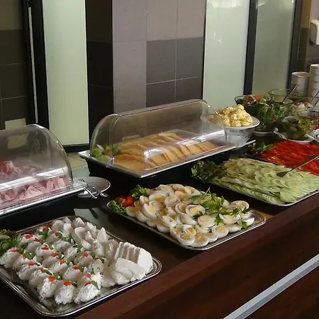 Hotel System 3*