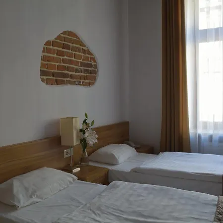 Pergamin 3* Cracovie