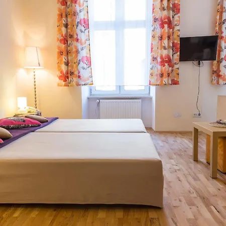 24 Hostel