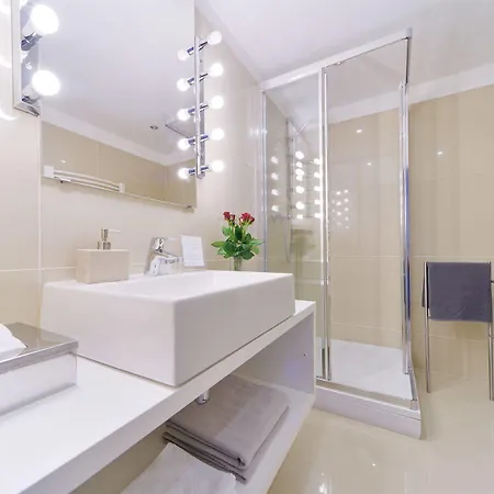 Novumhouse - Straszewskiego 4* Cracovia