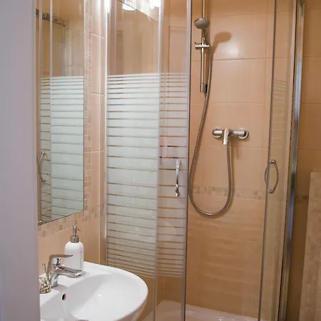 Royal Route 29 Comfort Gæstehus 3*