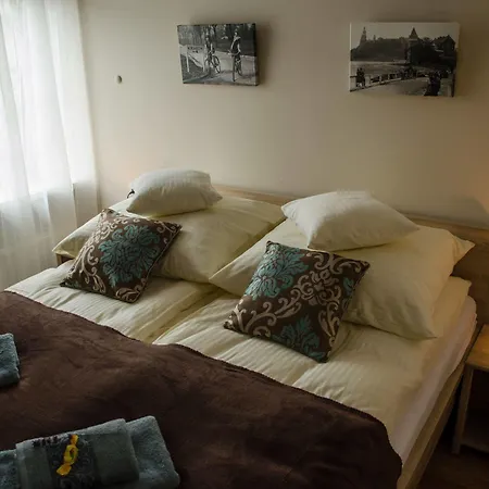 Royal Route 29 Comfort 3* Kraków