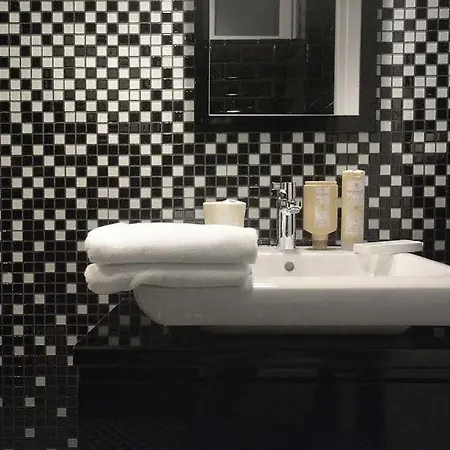 Toop - Near Market Square Apartment Krakow