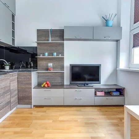 Penguin - Center Apartment