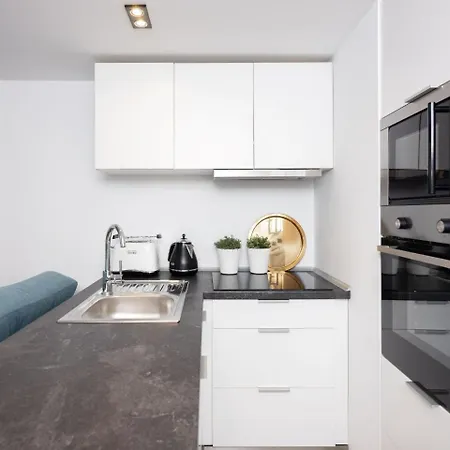 Lofts Cracow - Center Apartament *
