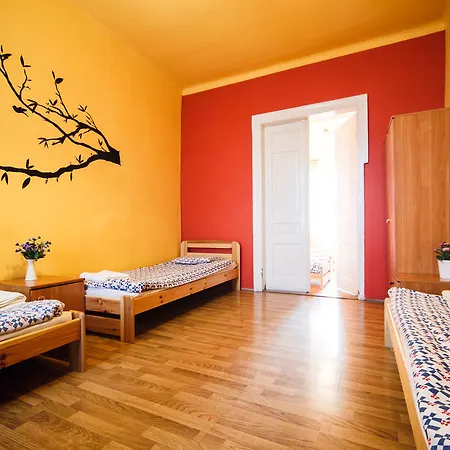 Hostel Tara
