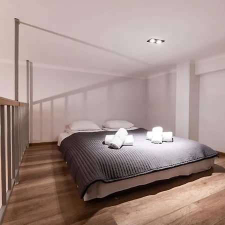 Dietla 99 - Ideal Location - In The Heart Of Aparthotel