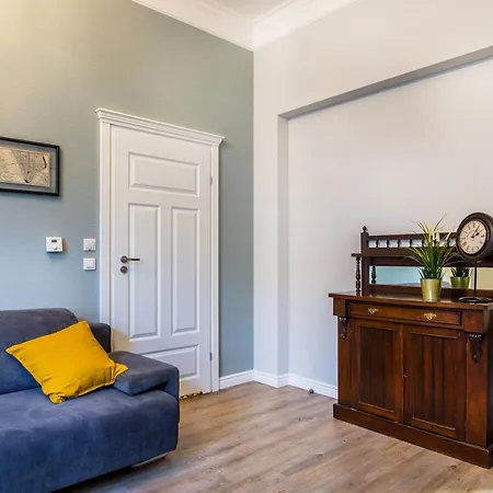 Cracow Rentals-zacisze Apartment *