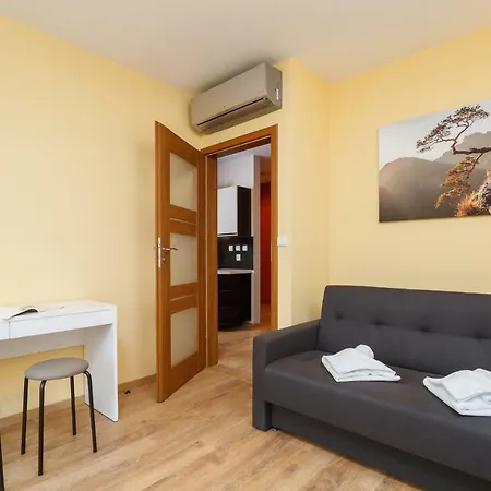 Masarska Free Parking By Renters *