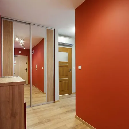 Apartment Masarska Free Parking By Renters