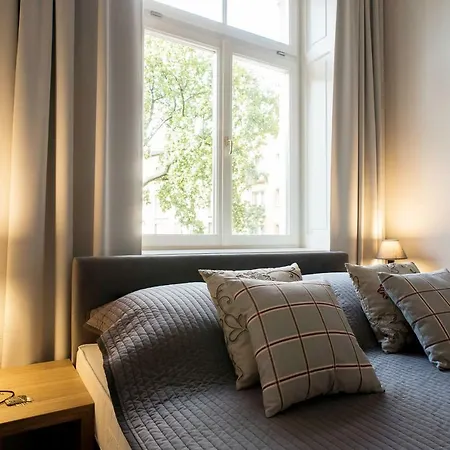 Belle Epoque Apartment