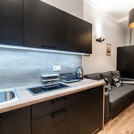 Hotel apartamentowy Lubomirskiego 23 *