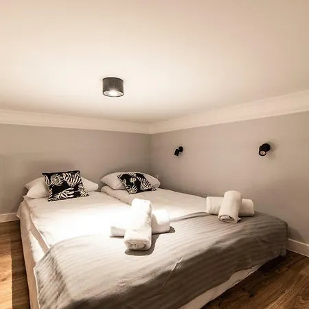 Lubomirskiego 23 - Great Location, 10 Min To Main Square By Foot, Right Next To Main Rail And Bus Station