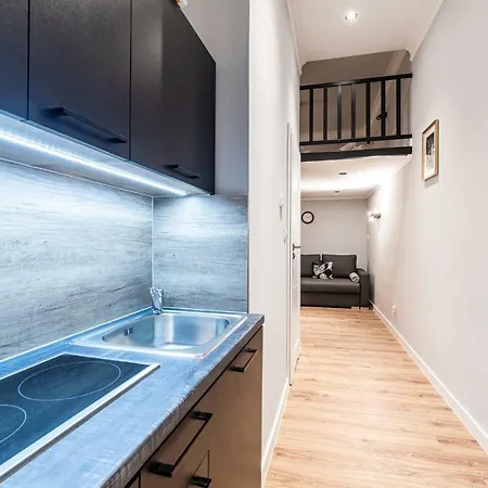 Lubomirskiego 23 - Great Location, 10 Min To Main Square By Foot, Right Next To Main Rail And Bus Station * Cracóvia