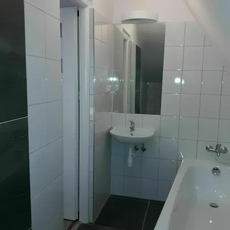 Cracow Apart Otel 3*