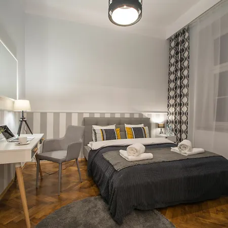 Apartment Old Town Bis