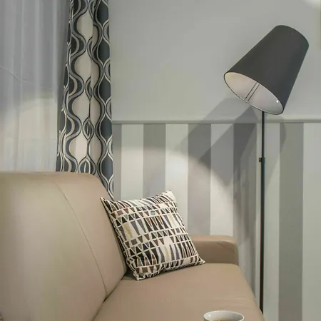 Old Town Bis Apartment *