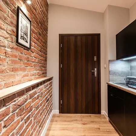Hotel apartamentowy Lubomirskiego 23