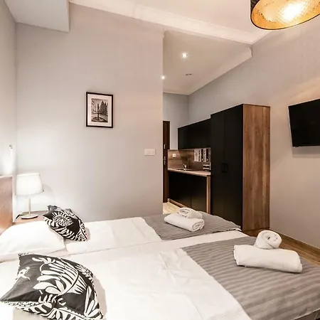 Hotel apartamentowy Lubomirskiego 23 *