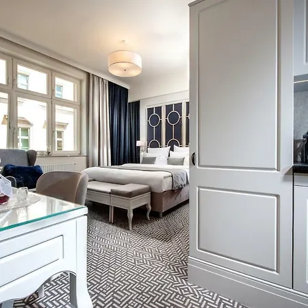 Amber Design Aparthotel