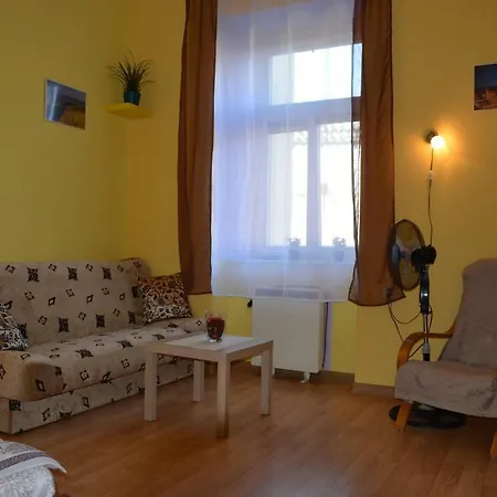 Apartment Miracool Apartament *