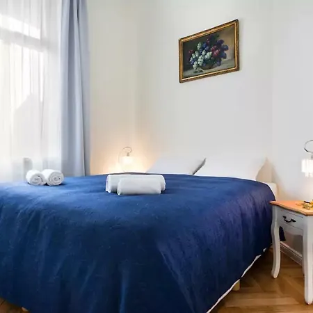 Apartment Zwierzyniecka Old Town By Otium Krakow