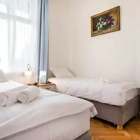 Apartment Zwierzyniecka Old Town By Otium Krakow