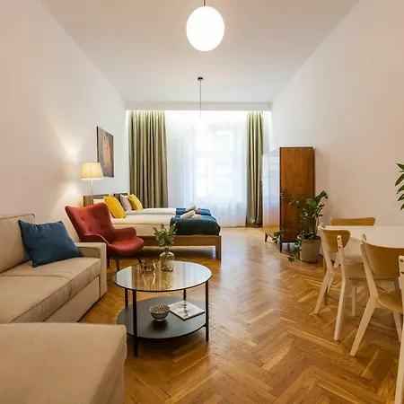 Apartment Mikolajska 3 Apartments *